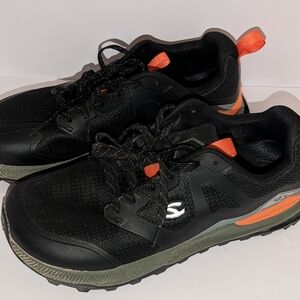 Hobibear Black and Orange Athletic Hiking Shoes
